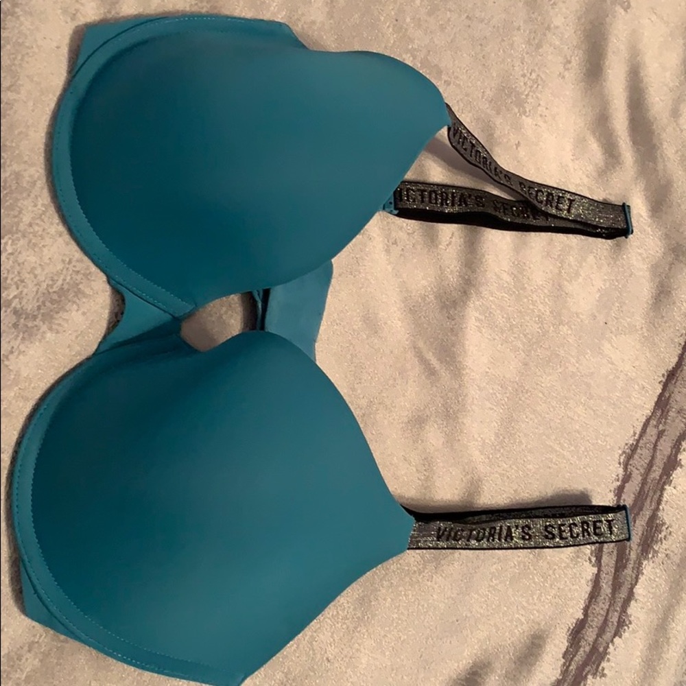 Teal green Victoria bra size 32 DD